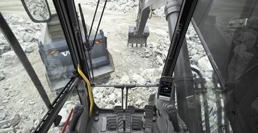 VOLVO CAB